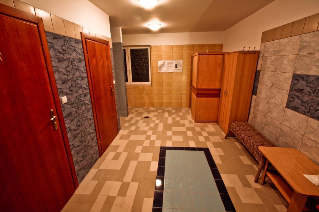 Hotel Milord Пултуск Экстерьер фото