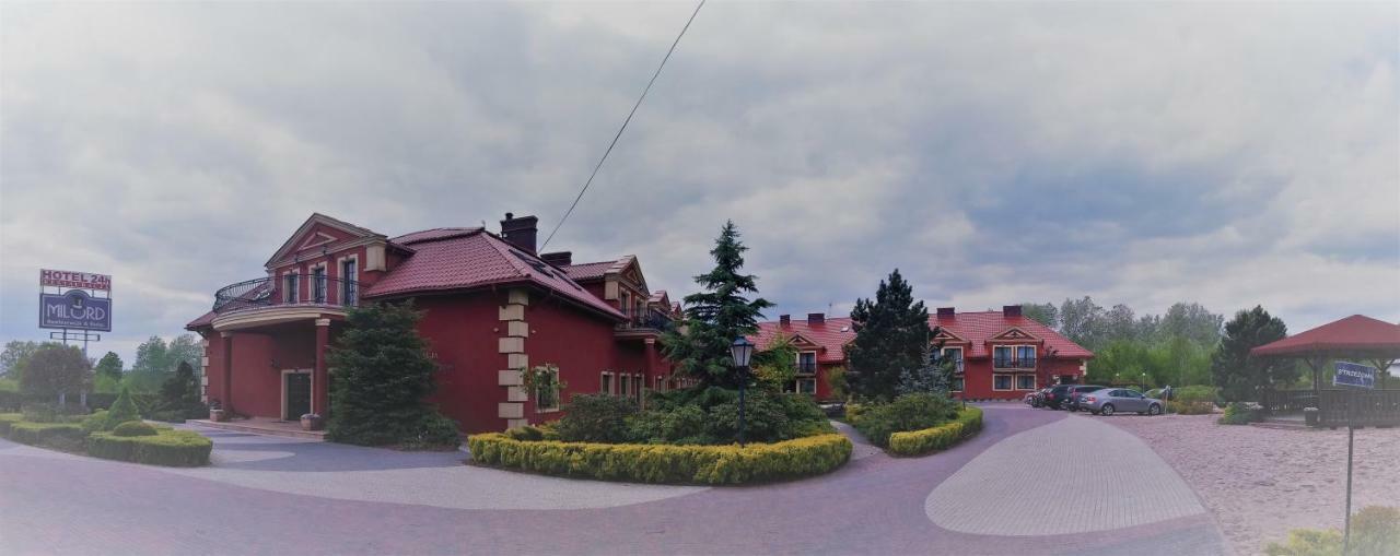 Hotel Milord Пултуск Экстерьер фото